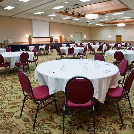 Holiday Inn Express Janesville-I-90 & Us Highway 14 By Ihg Экстерьер фото