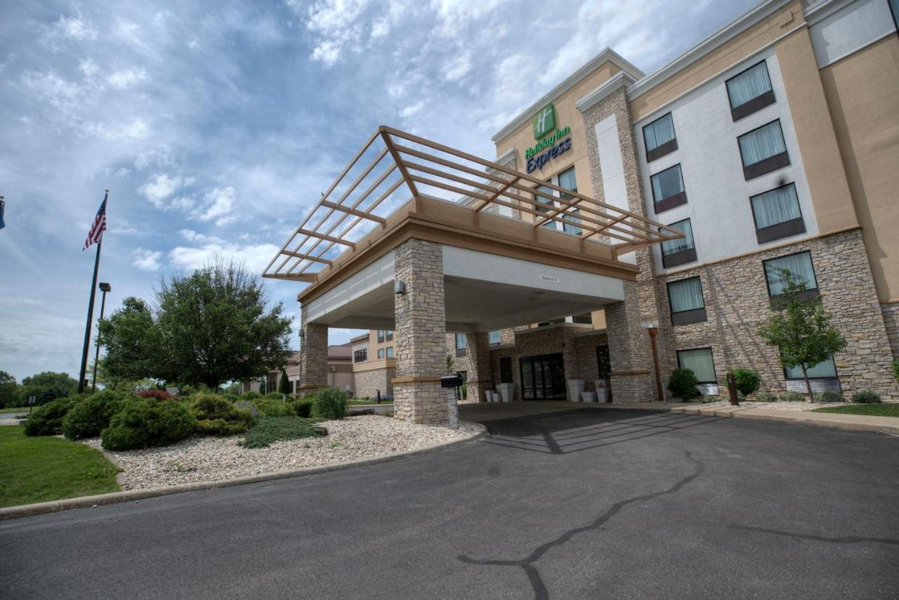 Holiday Inn Express Janesville-I-90 & Us Highway 14 By Ihg Экстерьер фото